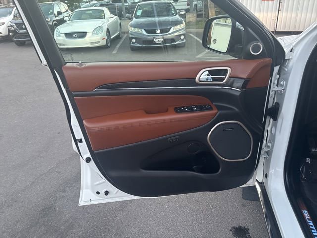Used 2016 Jeep Grand Cherokee Summit w/ Skid Plate Group image 15