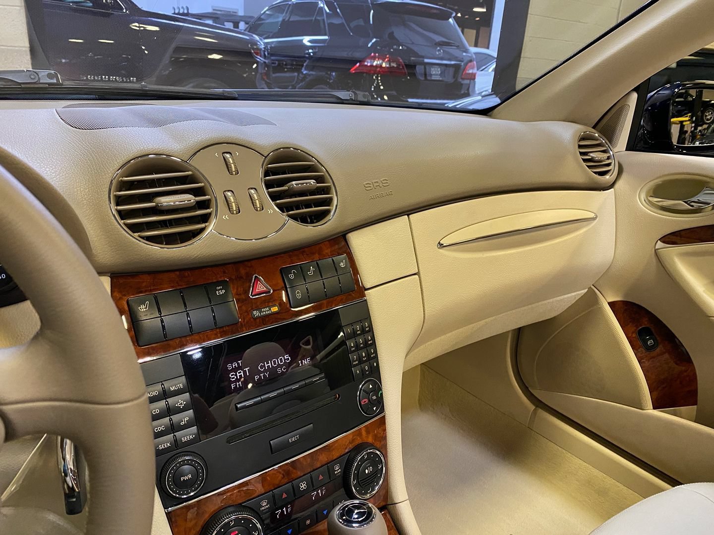 Used 2007 Mercedes-Benz CLK 350 Cabriolet image 11