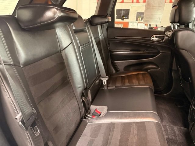 Used 2018 Jeep Grand Cherokee Altitude AWD/4WD image 26