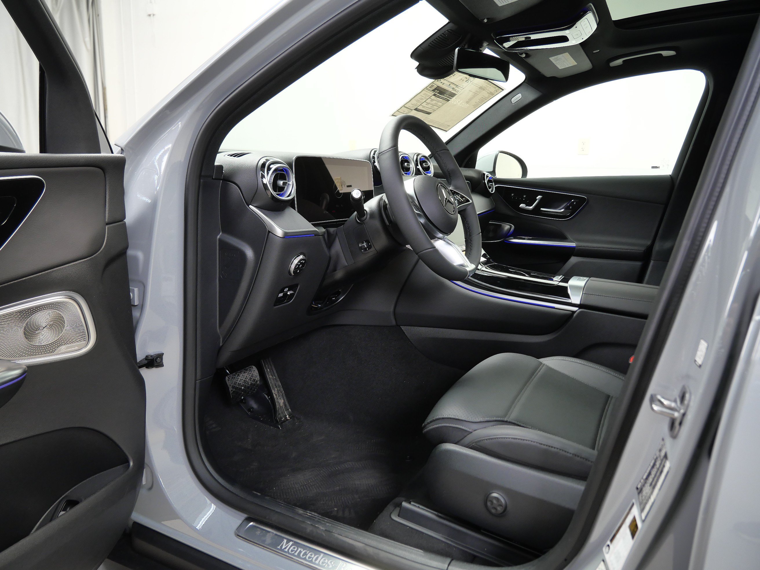 New 2026 Mercedes-Benz GLC 300 4MATIC image 9