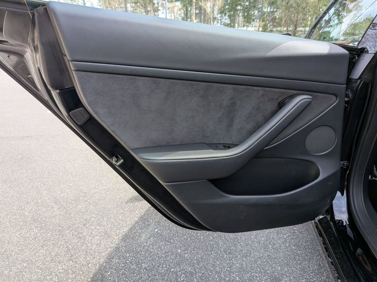 Used 2023 Tesla Model 3 Standard Range image 26