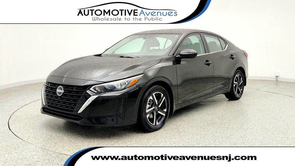 Used 2024 Nissan Sentra SV FWD image 1