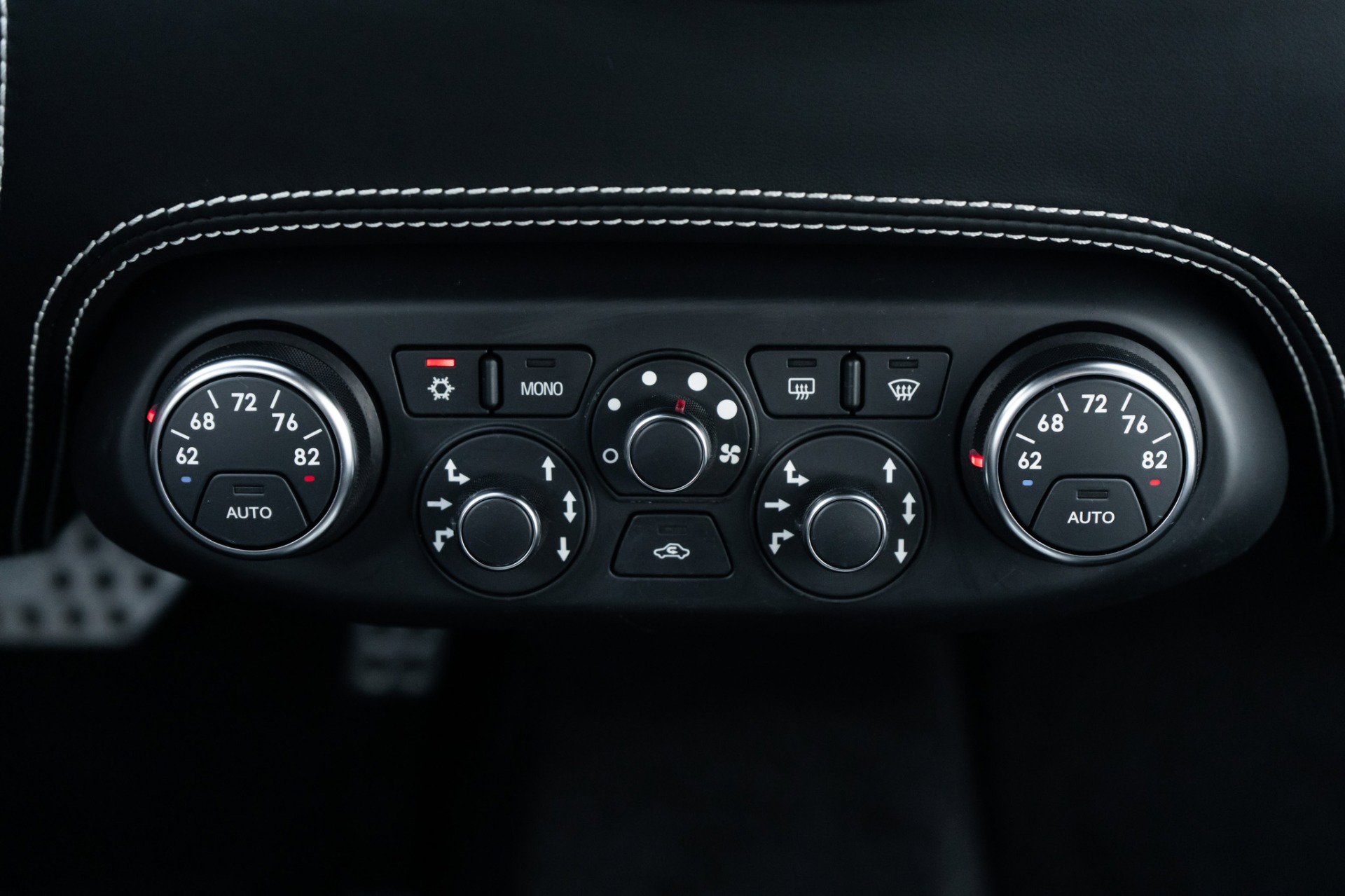 Used 2013 Ferrari 458 Spider image 23