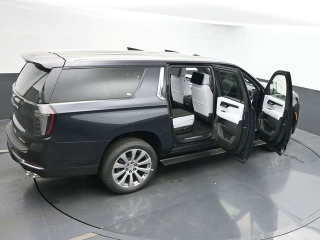 New 2026 Chevrolet Suburban High Country image 72