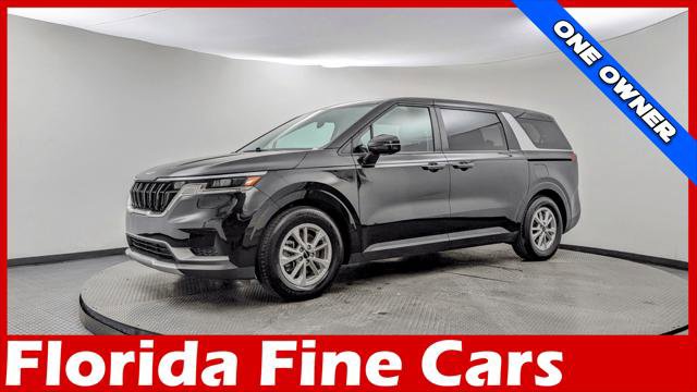 Used 2024 Kia Carnival LX video 1