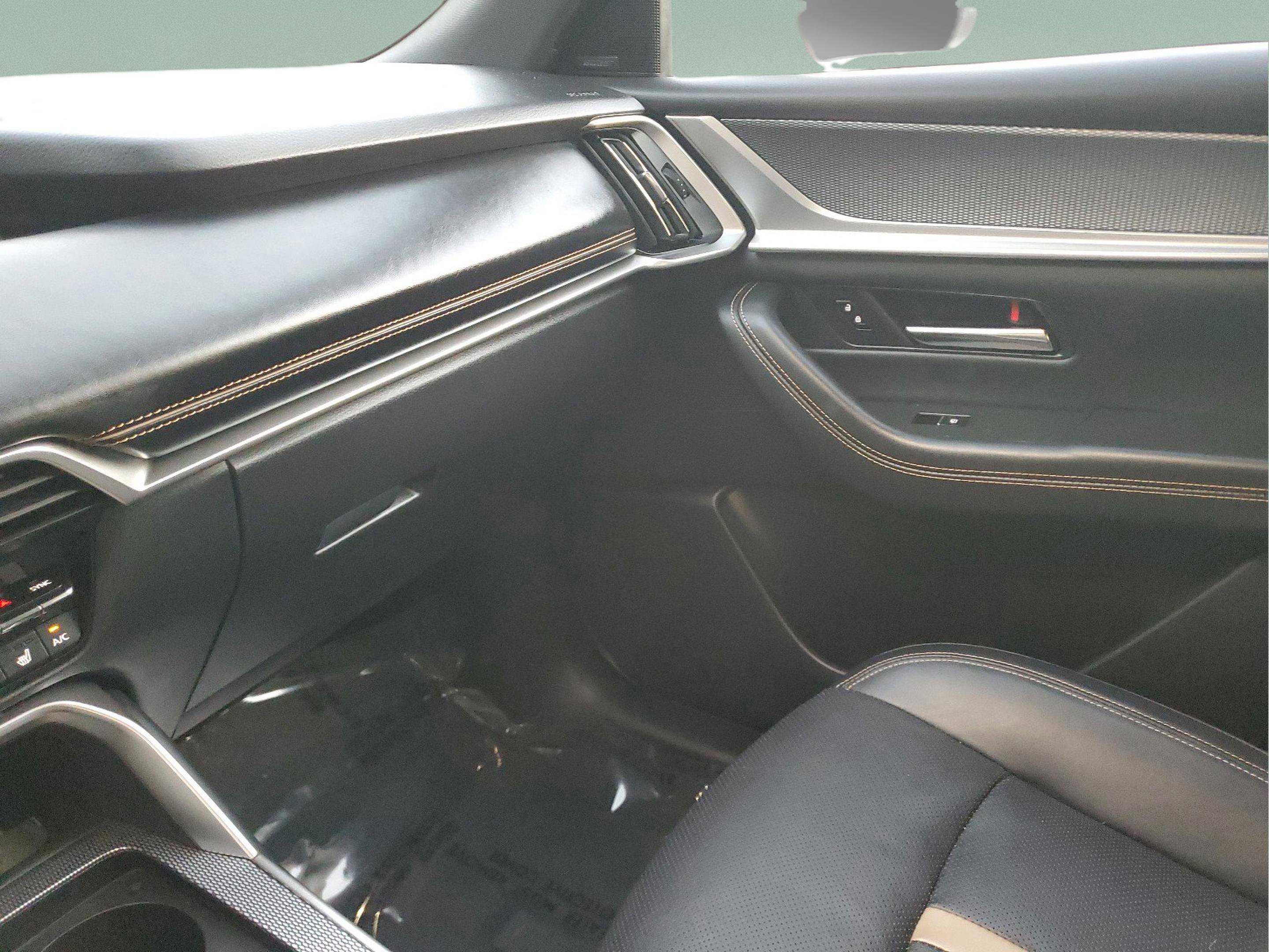 Used 2025 MAZDA CX-70 Plug-In Hybrid w/ Premium Plus AWD/4WD image 21