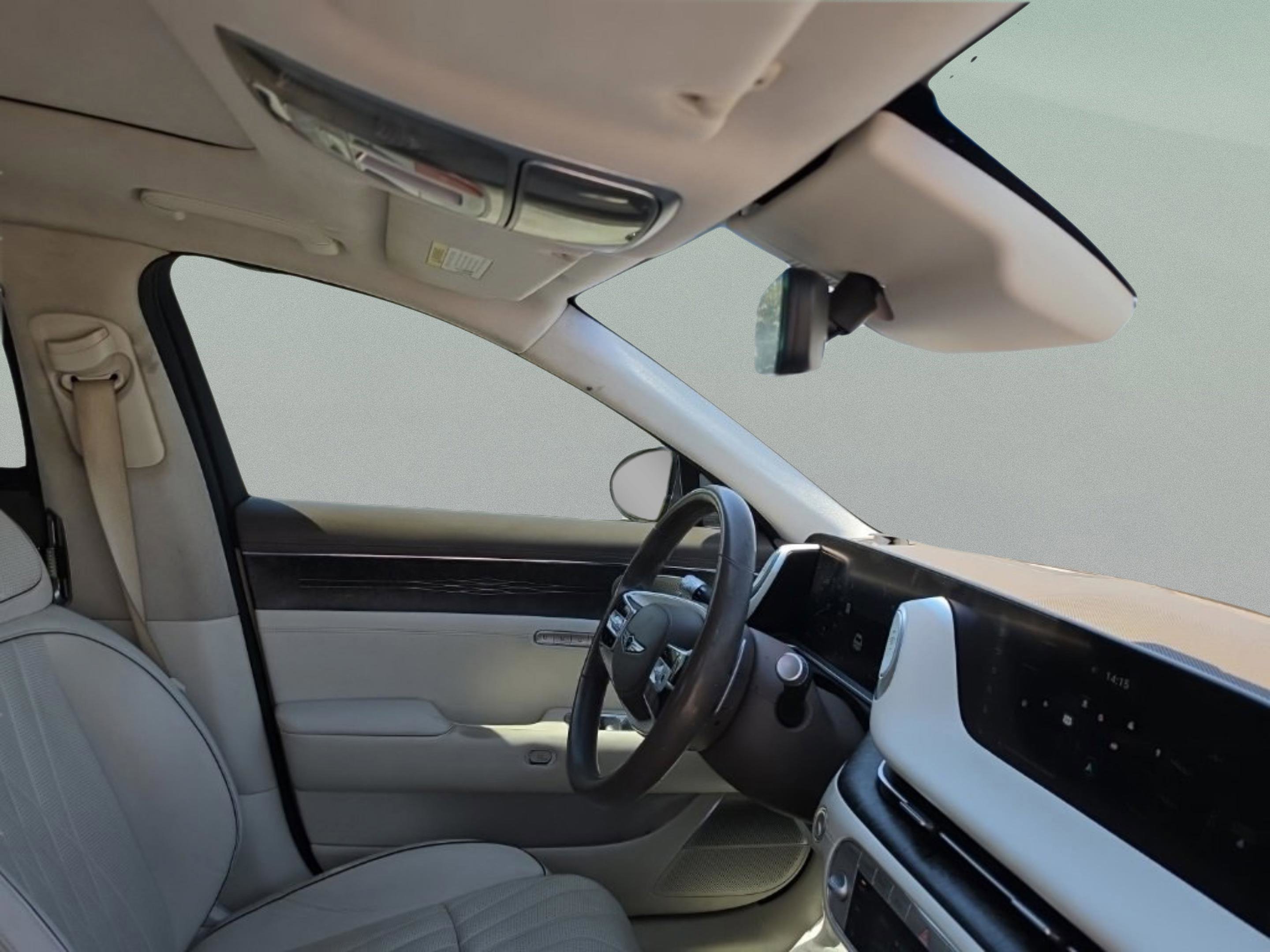 Used 2023 Genesis G90 3.5T image 34