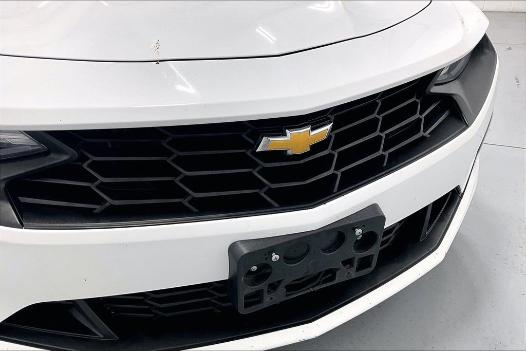 Used 2022 Chevrolet Camaro LT RWD image 24