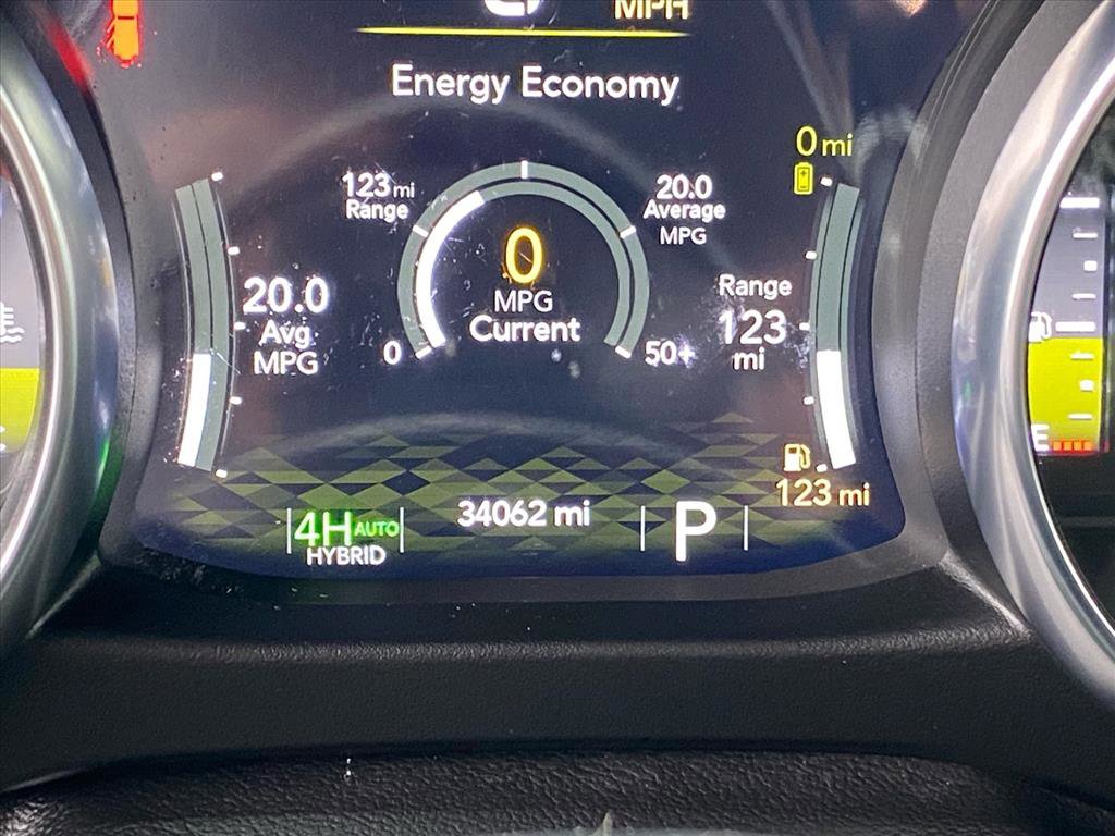 Used 2023 Jeep Wrangler Unlimited Sahara w/ Cold Weather Group image 18