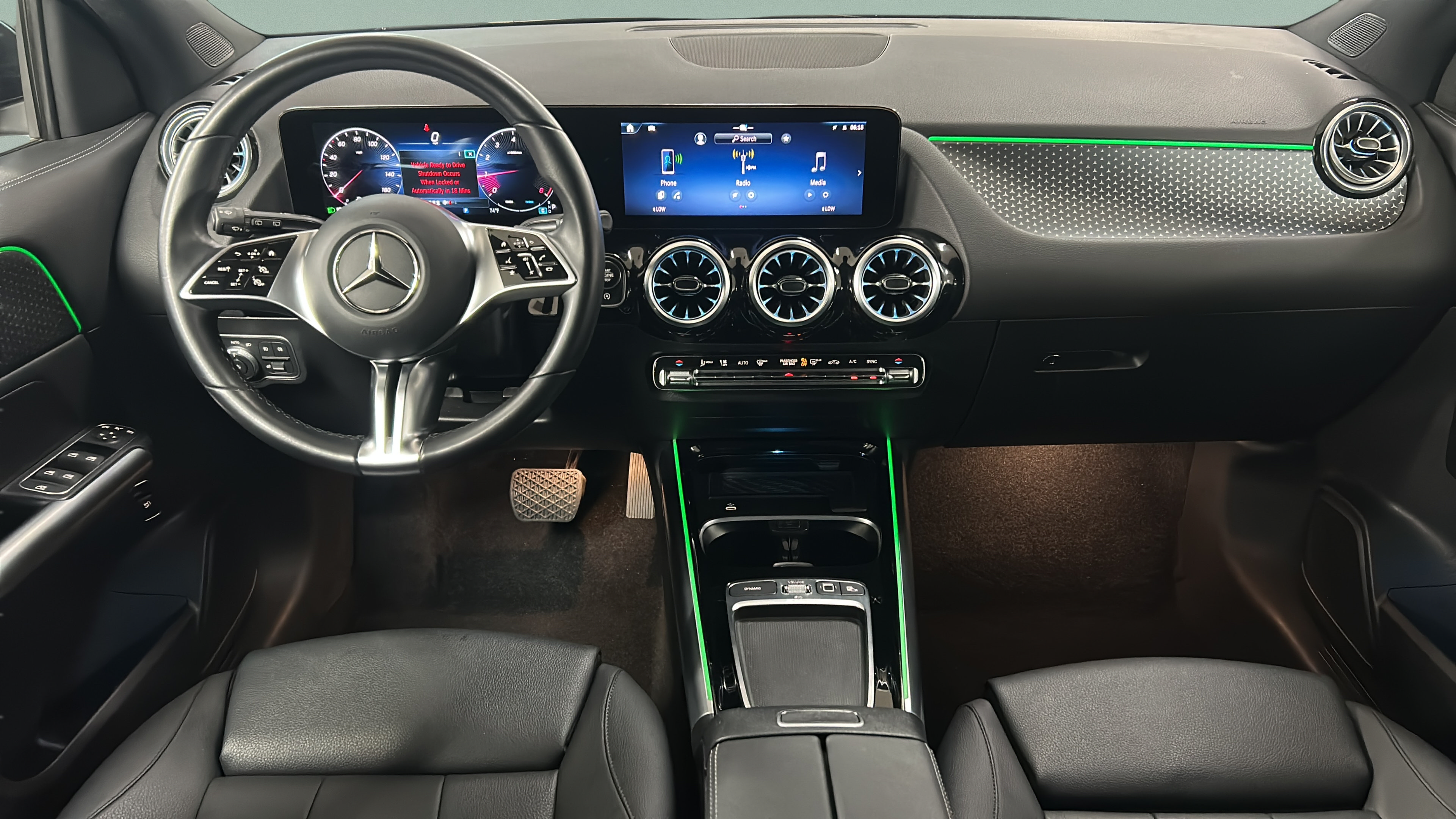 Used 2025 Mercedes-Benz GLA 250 image 18