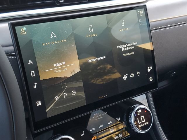 New 2026 Jaguar F-PACE R-Dynamic S image 32