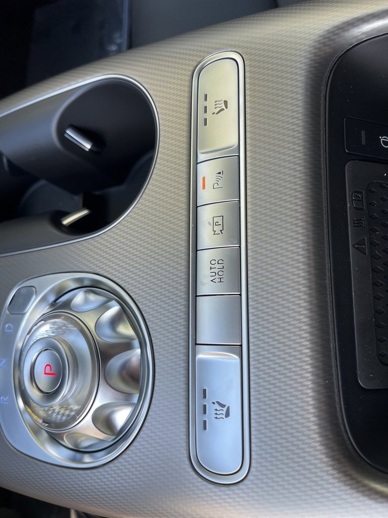 New 2024 Genesis GV60 RWD image 26