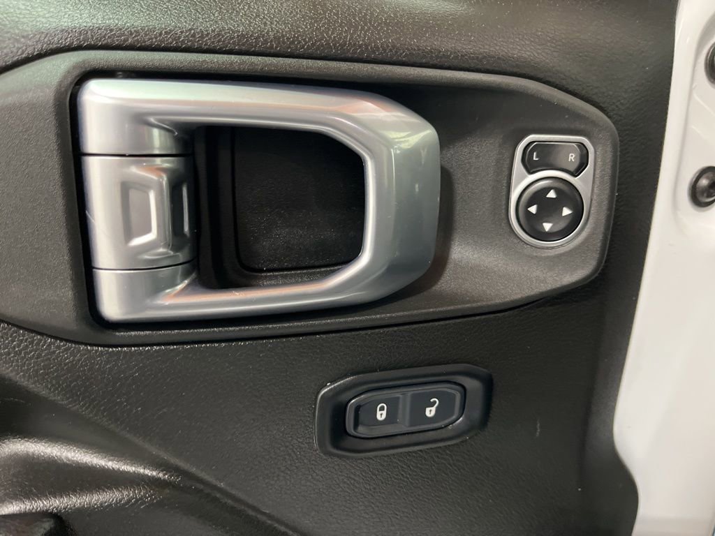 Used 2024 Jeep Wrangler Unlimited Sport AWD/4WD image 11