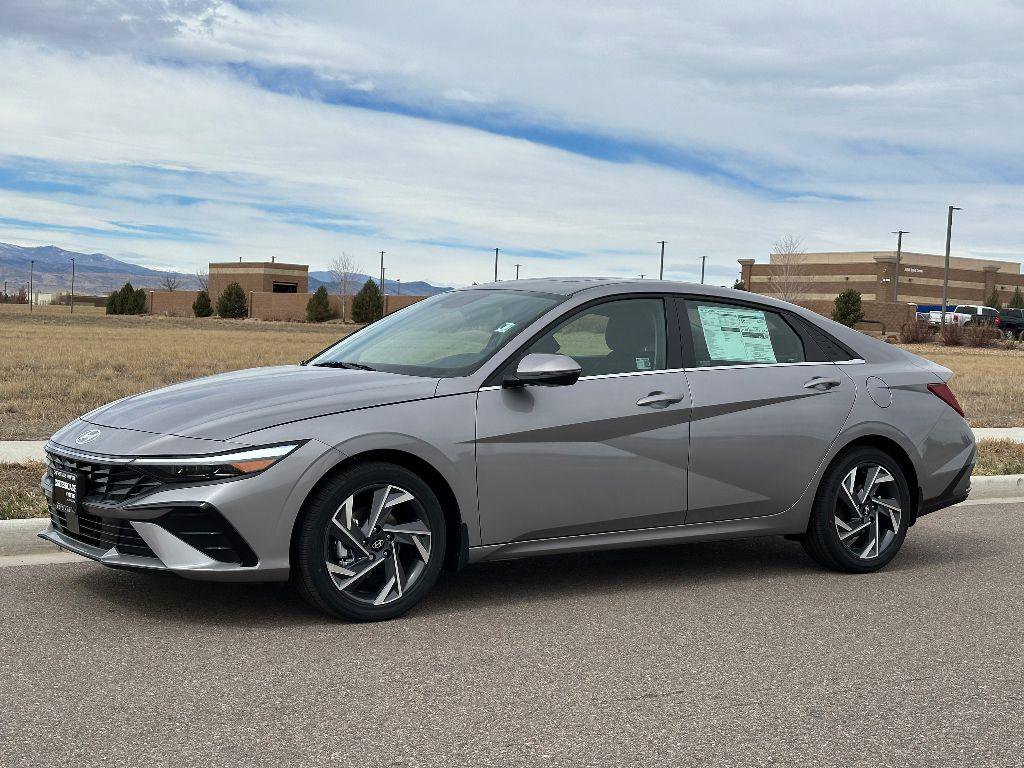 New 2025 Hyundai Elantra Limited