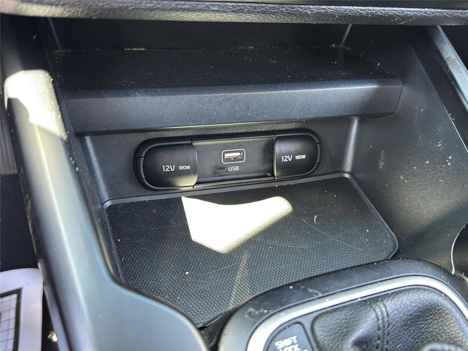 Used 2024 Kia Soul LX w/ Option Group 015 FWD image 24