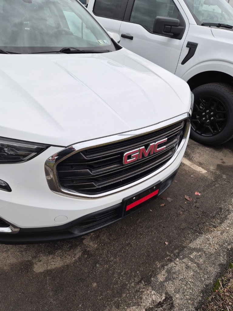 Used 2018 GMC Terrain SLE image 2