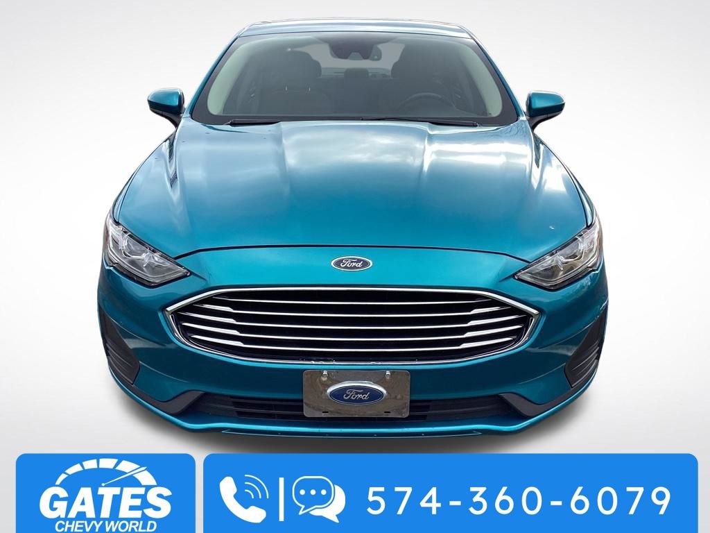 Used 2019 Ford Fusion SE image 2