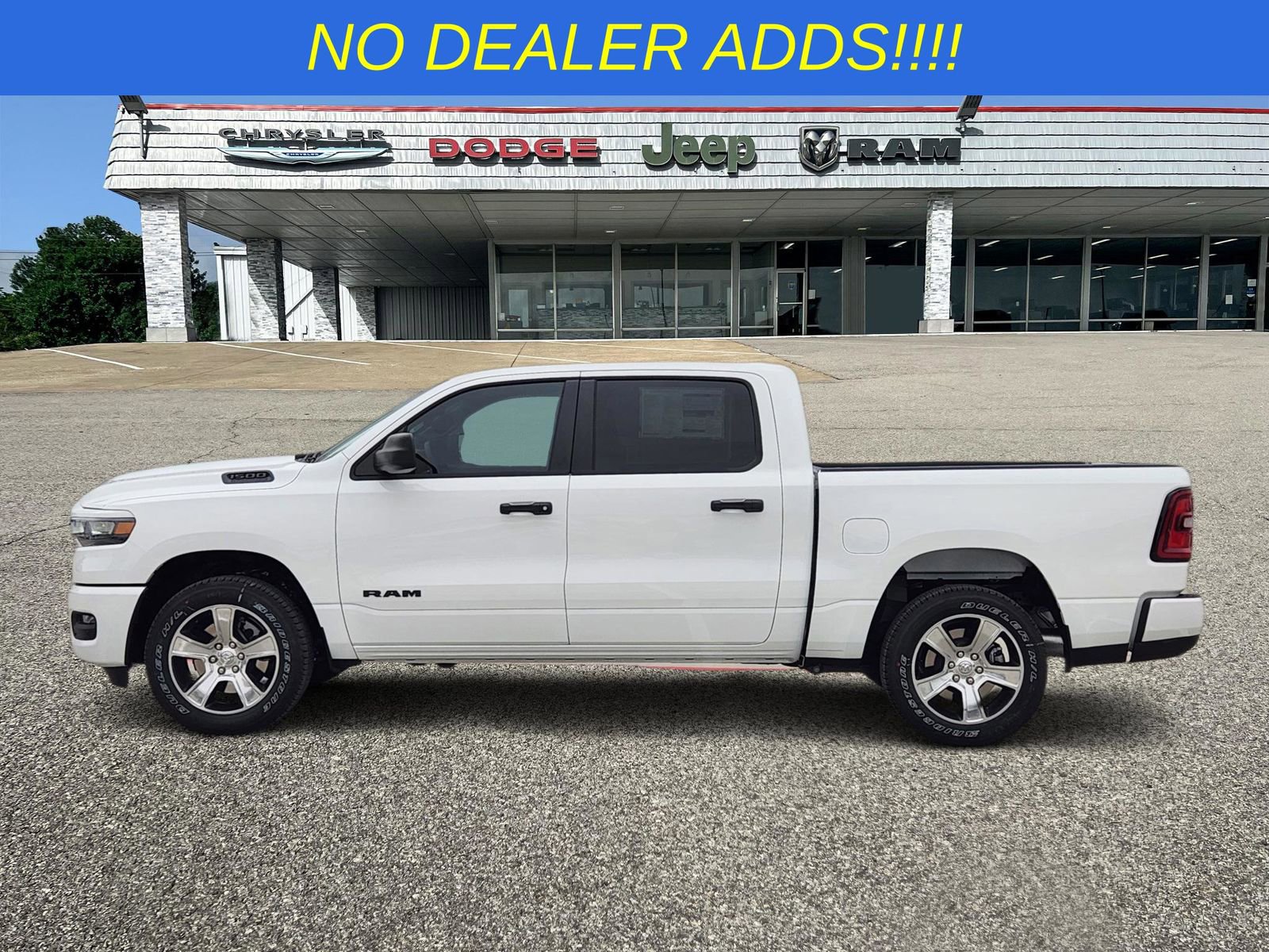 New 2026 RAM 1500 Express RWD image 3