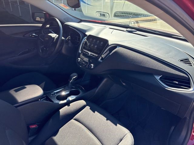 Used 2024 Chevrolet Malibu RS FWD image 20