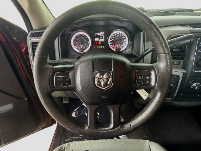 Used 2019 RAM 1500 ST AWD/4WD image 12