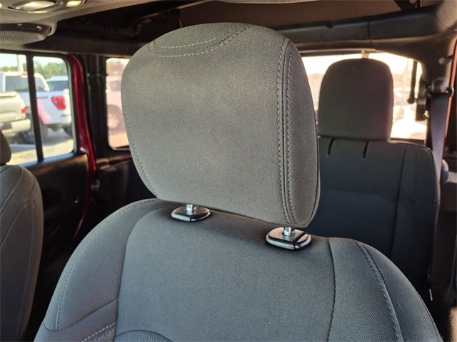 Used 2021 Jeep Wrangler Unlimited Sport image 19