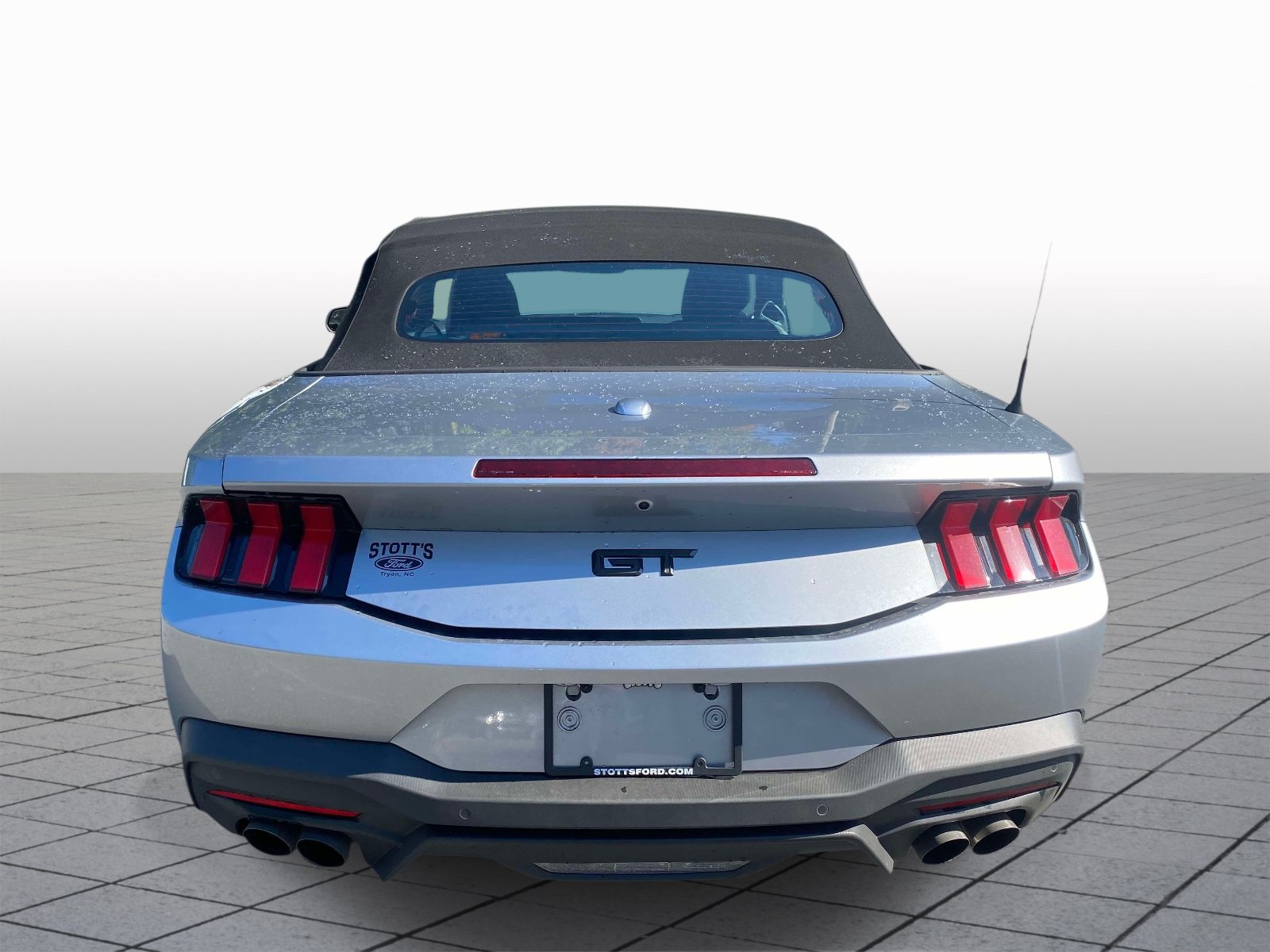 Used 2026 Ford Mustang GT Premium w/ GT Performance Package RWD image 6