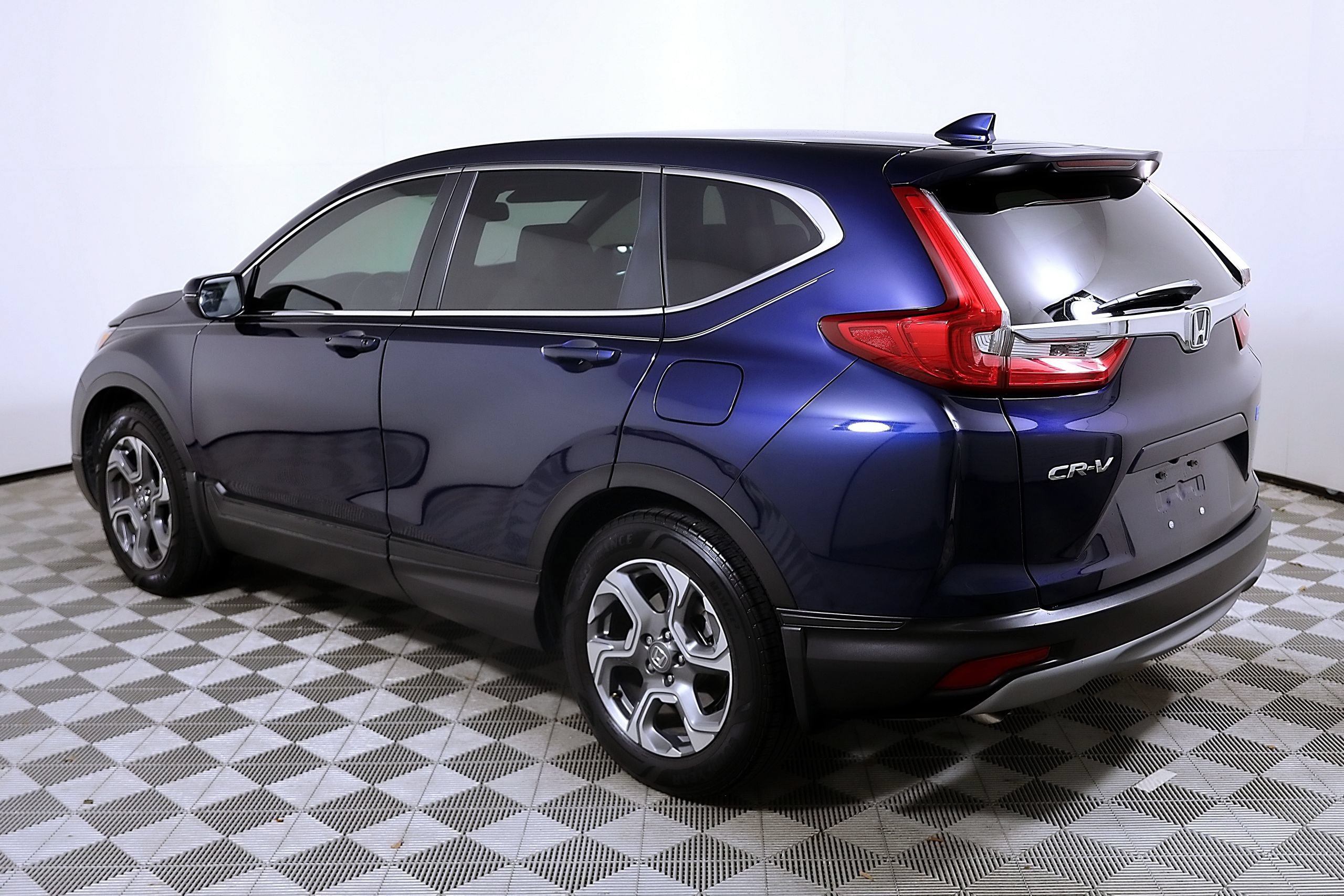 Used 2017 Honda CR-V EX-L image 8