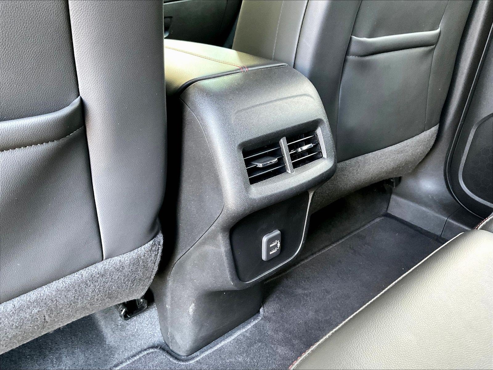 Used 2022 Chevrolet Equinox RS AWD/4WD image 10