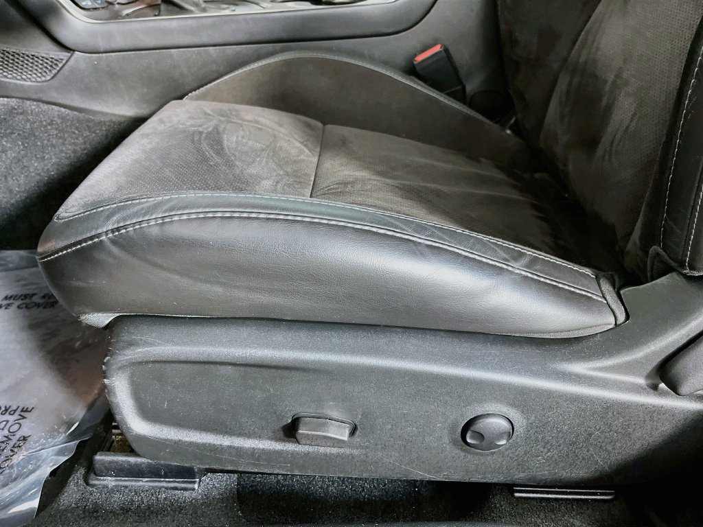 Used 2022 Dodge Challenger R/T Scat Pack RWD image 29