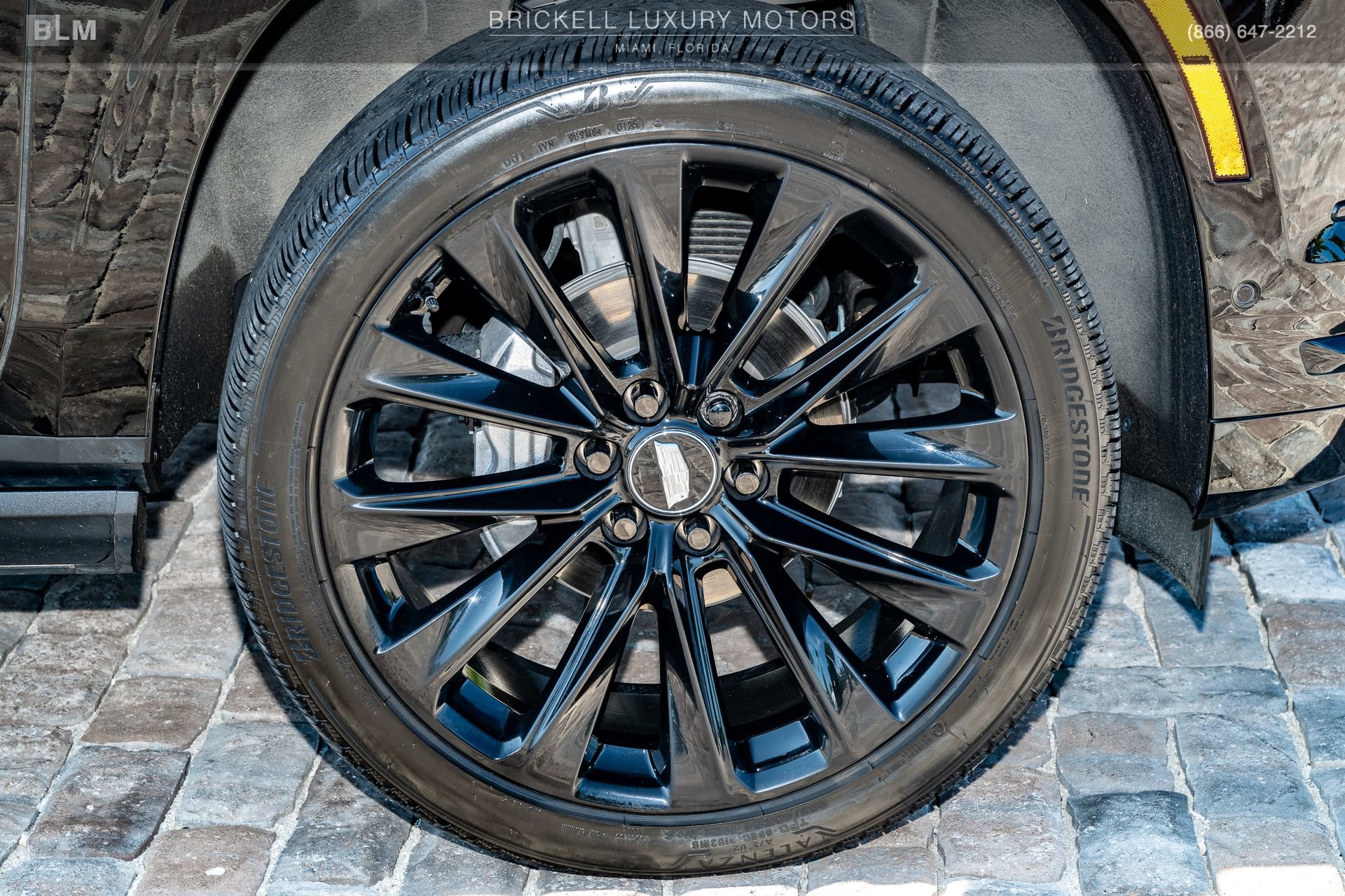 Used 2026 Cadillac Escalade Platinum Sport w/ LPO, ONYX Package AWD/4WD image 43