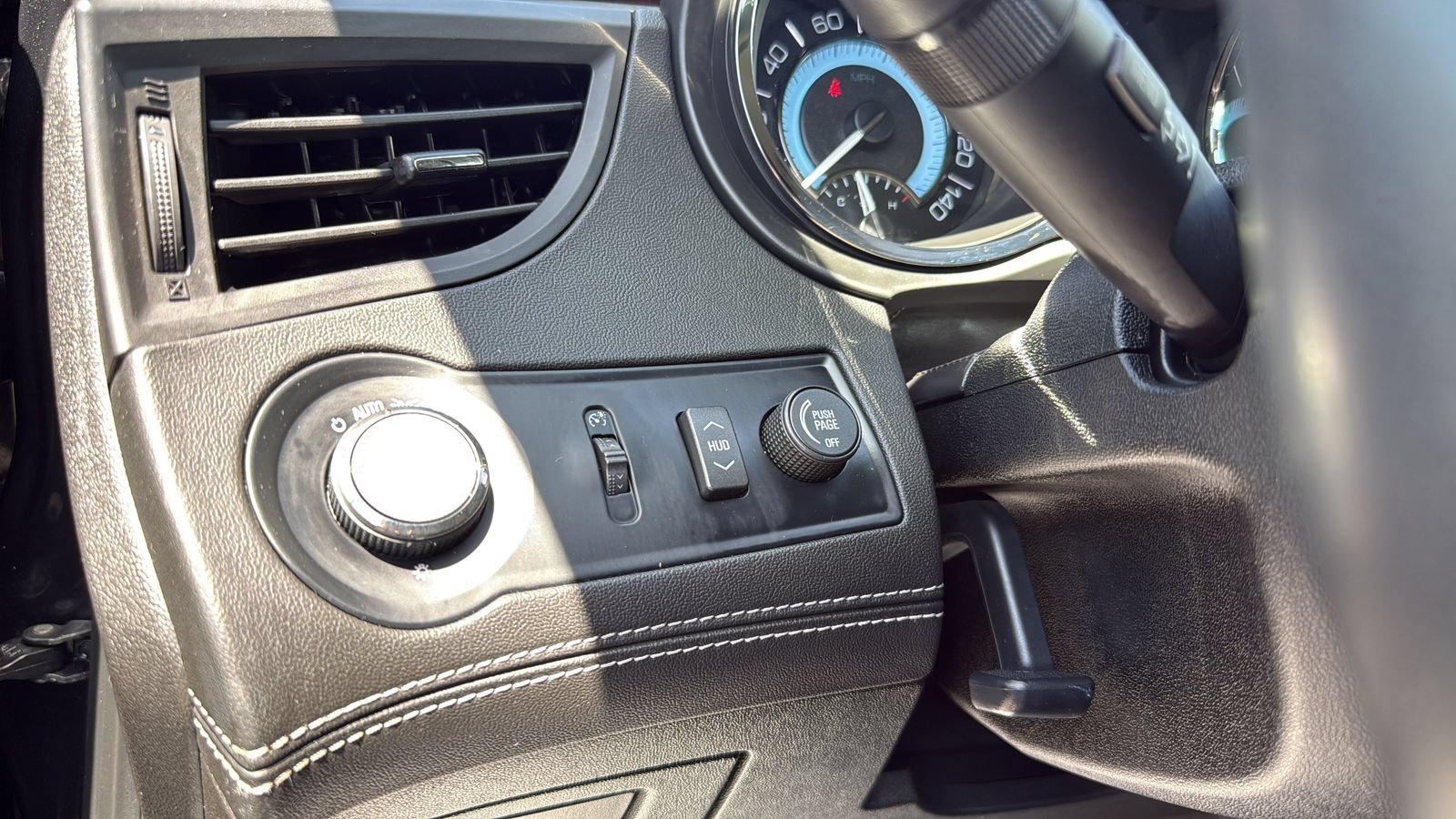Used 2012 Buick LaCrosse Touring FWD image 17