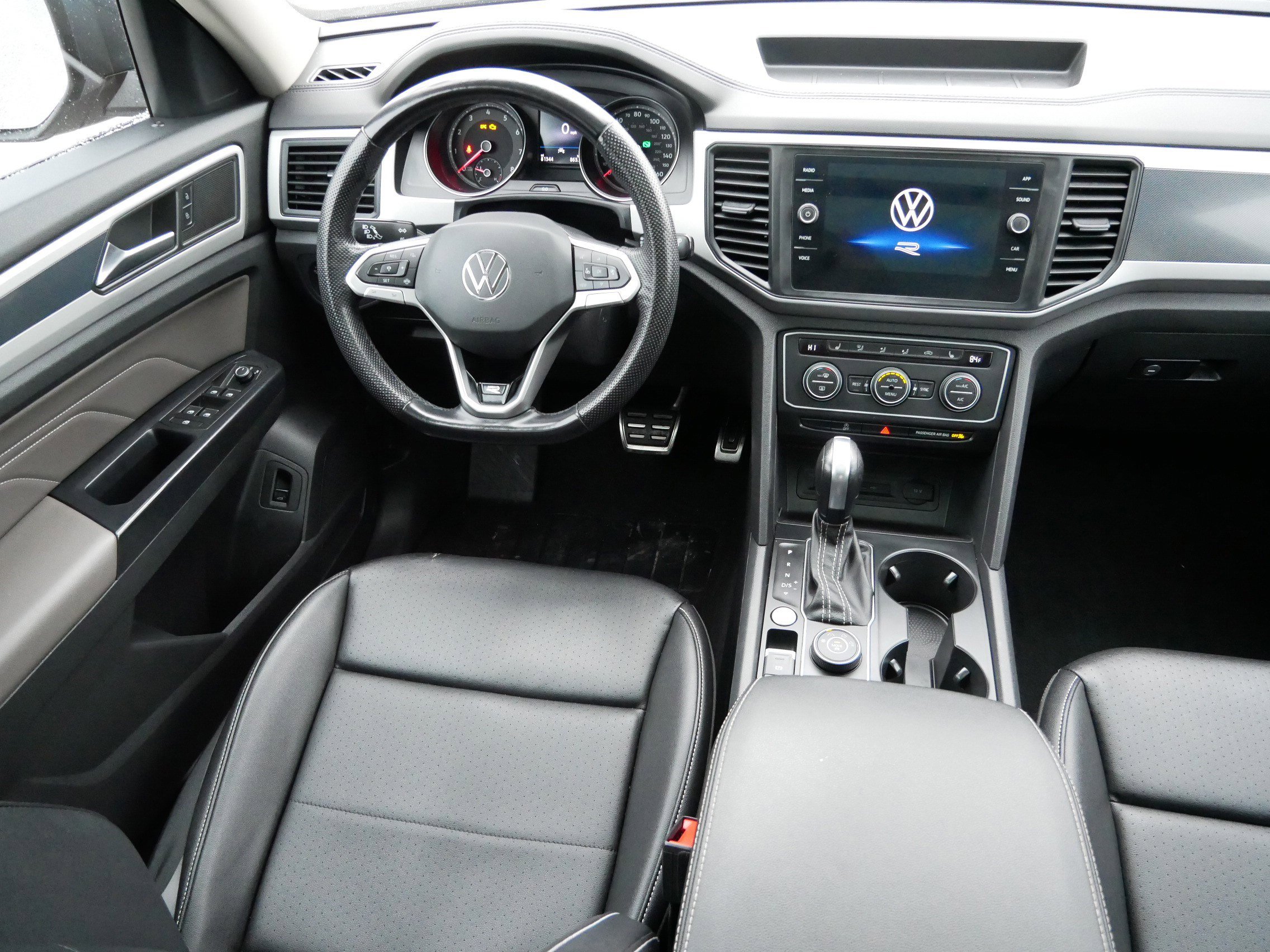 Used 2021 Volkswagen Atlas SE image 9