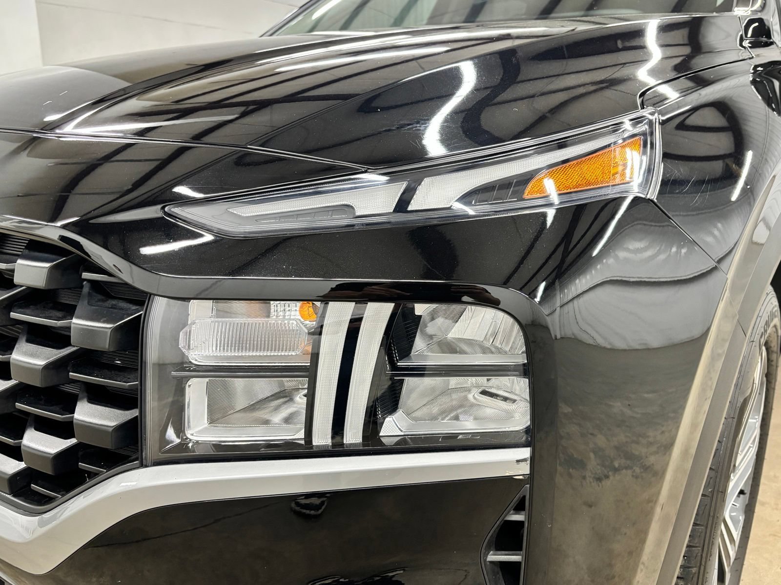 Certified 2023 Hyundai Santa Fe SE FWD image 10