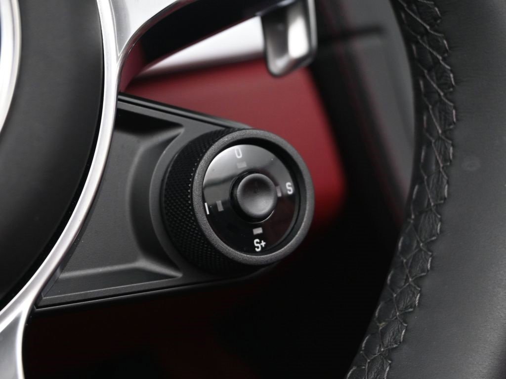 Used 2024 Porsche 718 Boxster image 20