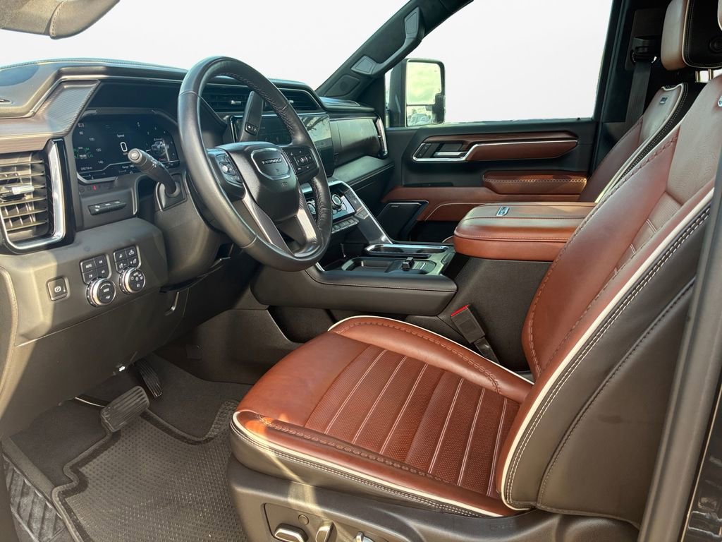 Used 2024 GMC Sierra 2500 Denali Ultimate image 19