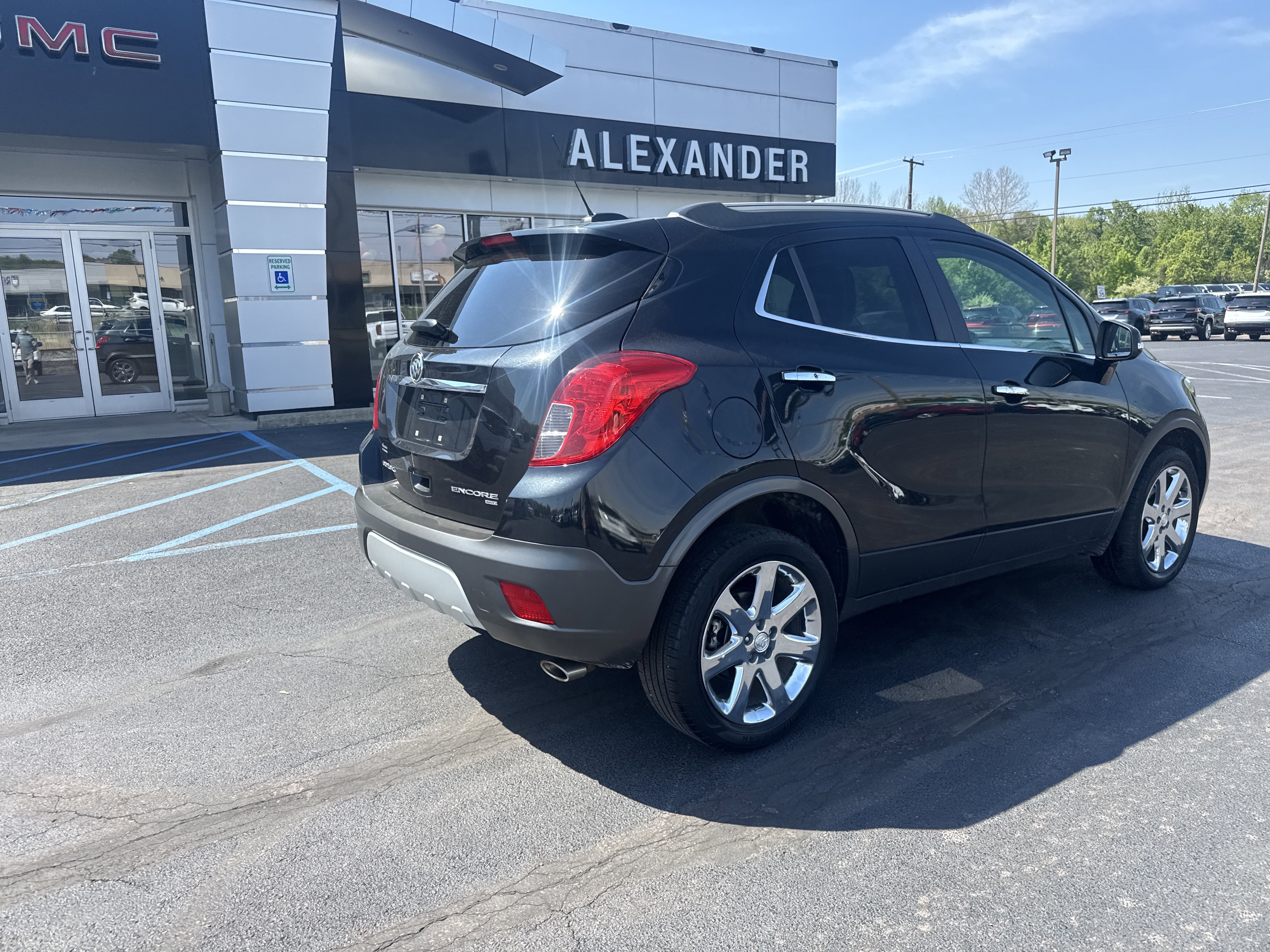 Used 2016 Buick Encore Convenience AWD/4WD image 3