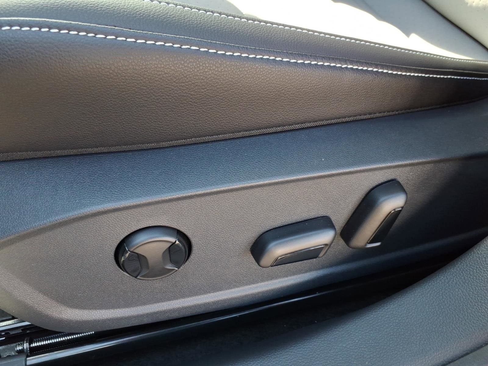 New 2026 Volkswagen Jetta SE image 10