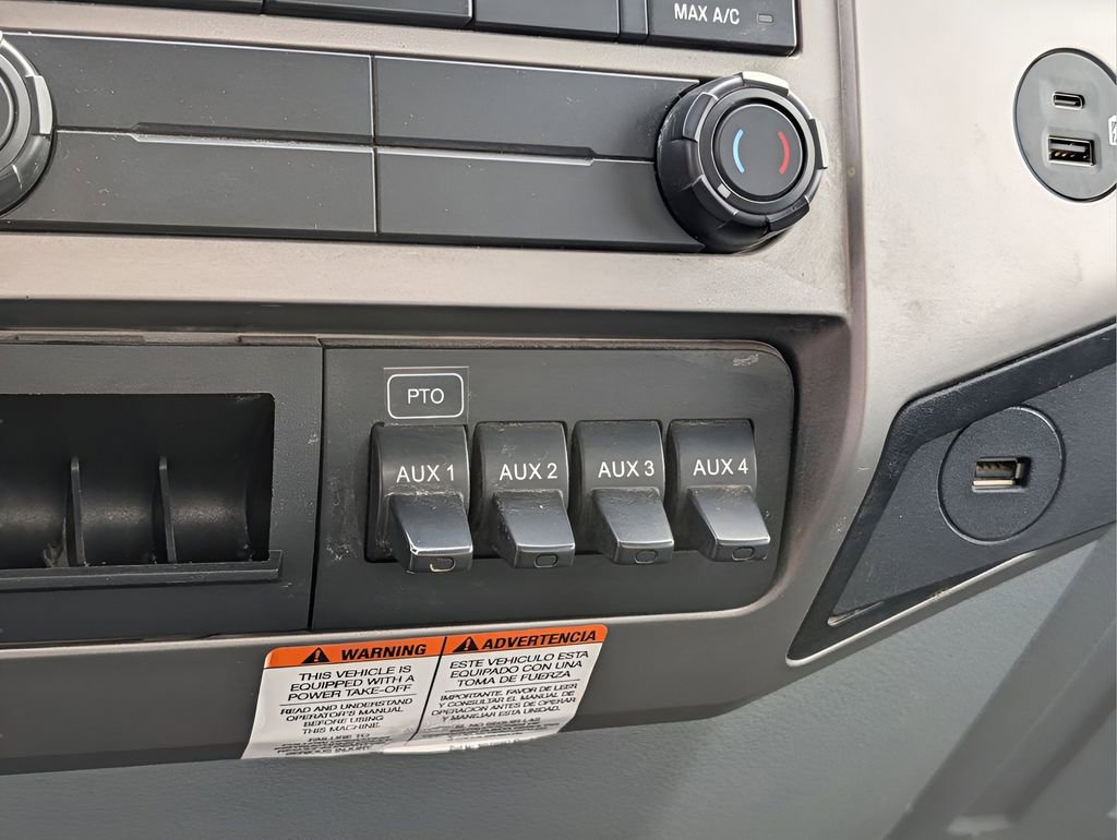 Used 2022 Ford F650 2WD Regular Cab Super Duty image 20