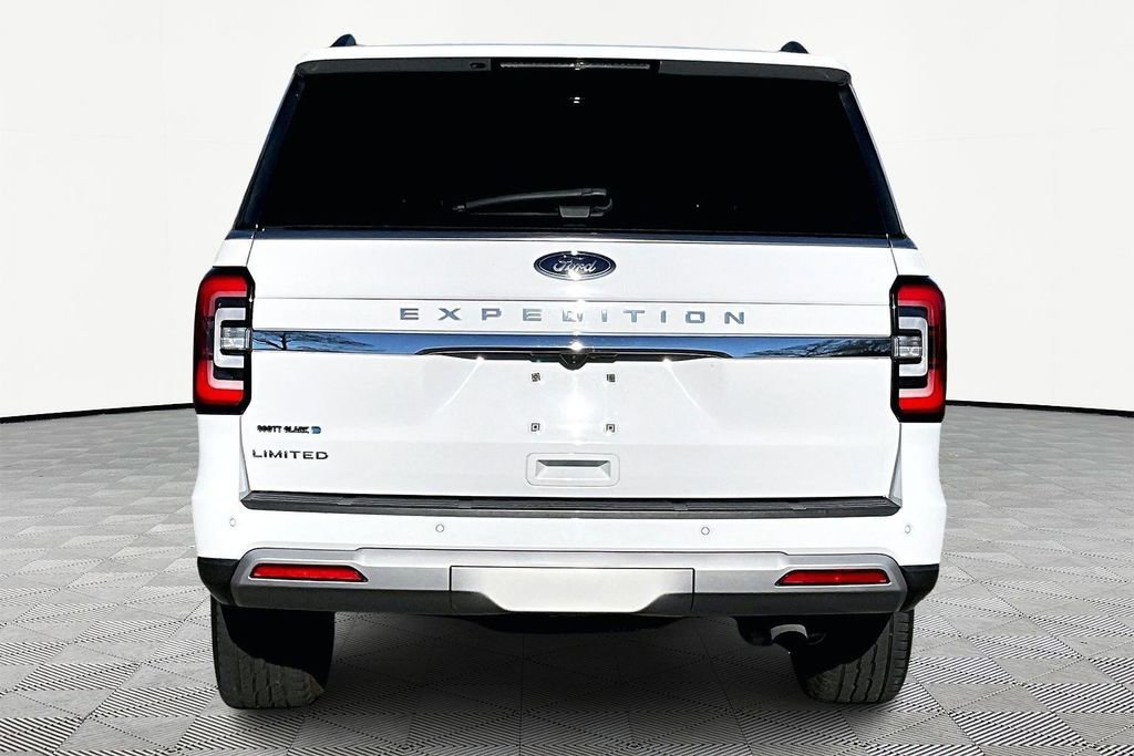 Used 2023 Ford Expedition Limited image 6