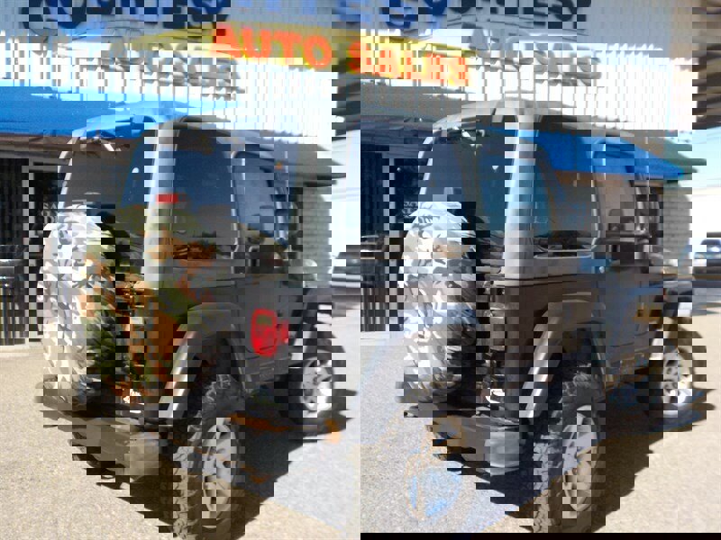 Used 2003 Jeep Wrangler Rubicon image 9