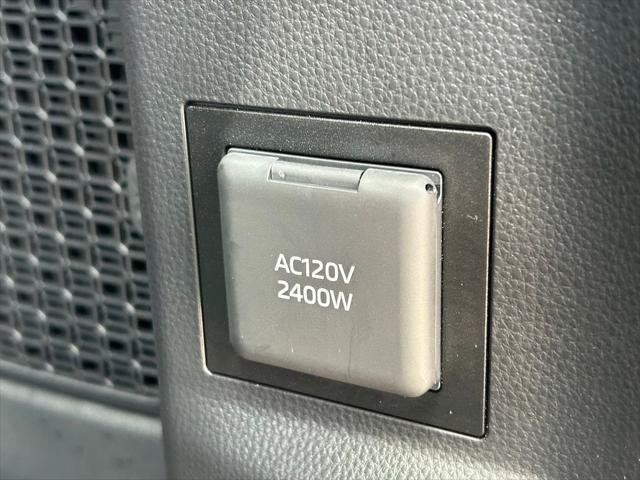 Certified 2025 Toyota 4Runner Platinum AWD/4WD image 15