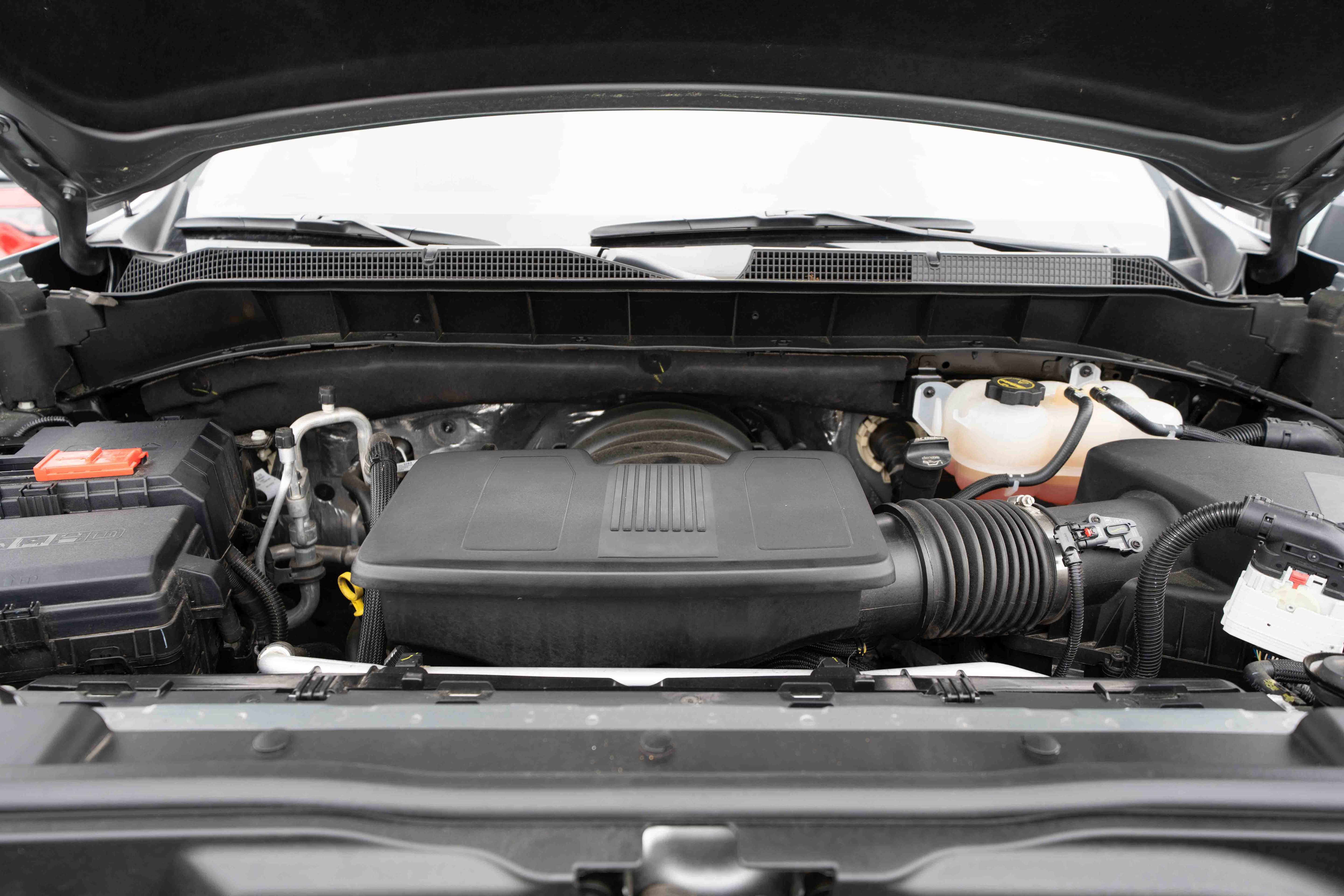 Used 2025 Chevrolet Silverado 1500 LT image 30