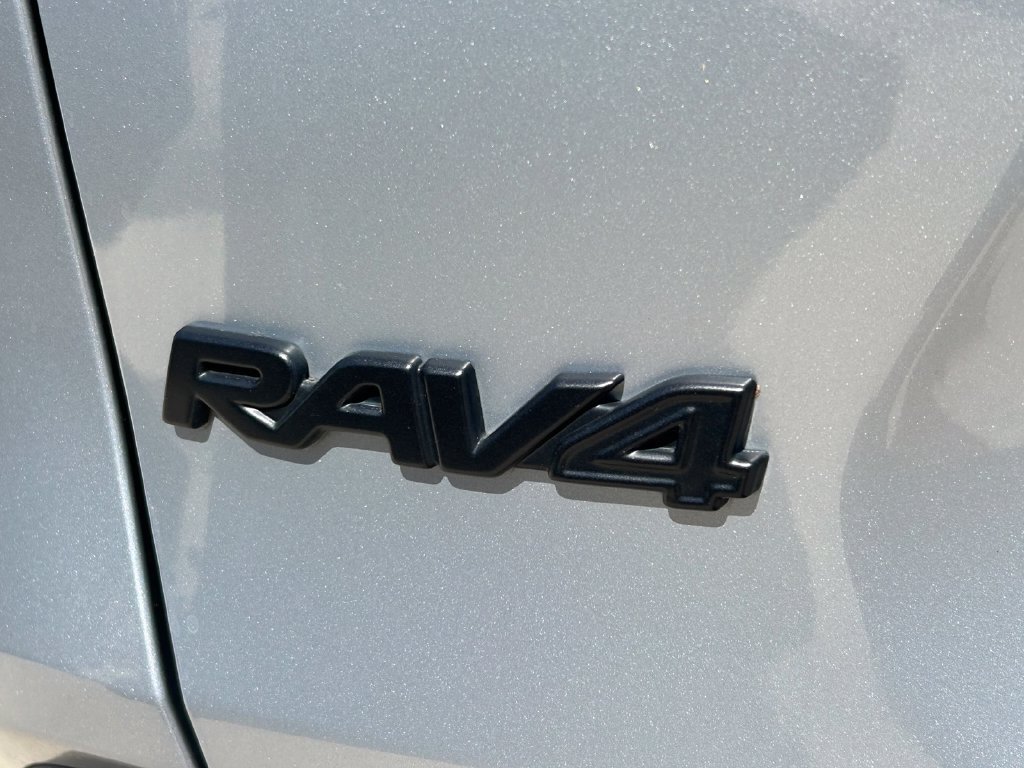 Certified 2025 Toyota RAV4 XLE w/ Convenience Package FWD image 13