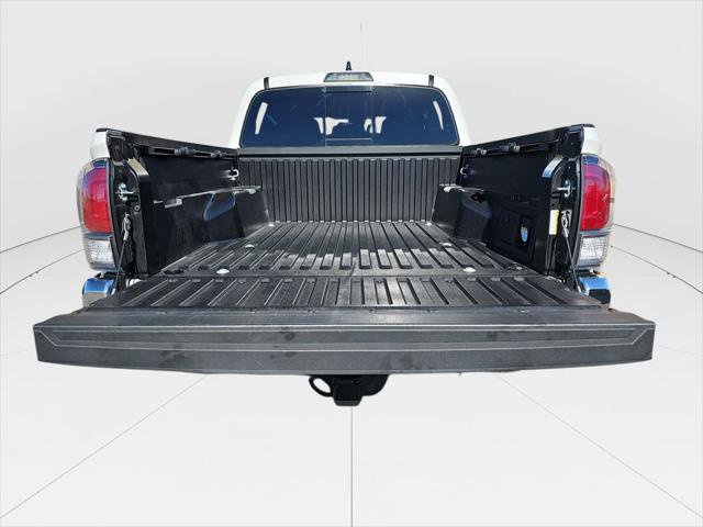 Certified 2023 Toyota Tacoma TRD Off-Road AWD/4WD image 21