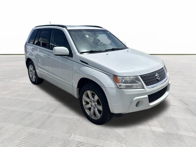 Used 2011 Suzuki Grand Vitara Limited AWD/4WD image 2