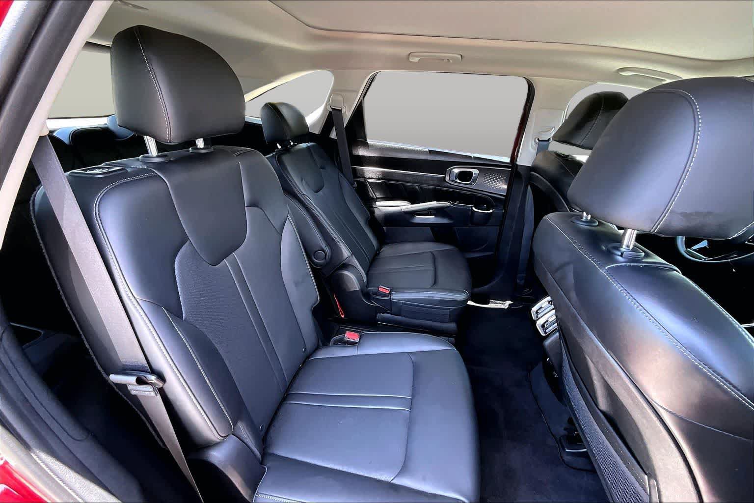 Used 2023 Kia Sorento SX AWD/4WD image 20