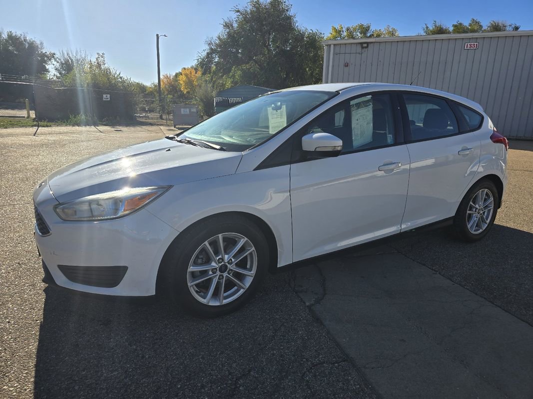 Used 2018 Ford Focus SE w/ Cold Weather Package image 10