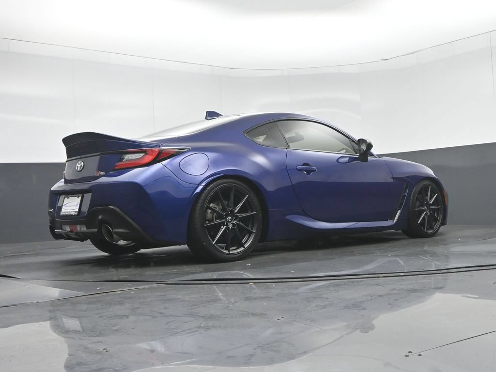 Used 2022 Toyota GR86 Premium RWD image 47