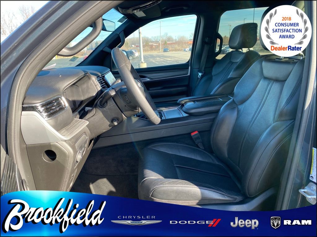 Used 2024 Jeep Wagoneer Series III image 16