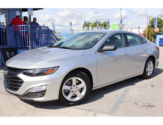 Used 2022 Chevrolet Malibu LS image 2